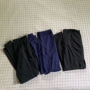 Lot of maternity leggings